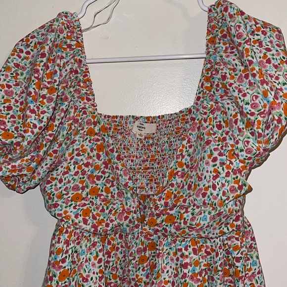 🌹ENTRO CROP TOP - Picture 2 of 5